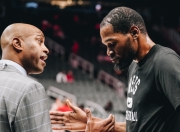 Kaiyun- 自行车附加赛焦点战：祁连麒麟队淘汰对手南城旋风队，外线火力全开。快速转换撕裂防线