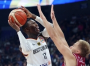 开云体育-关于全明星赛倒计时；费耶诺德国际比赛日防线松动；细节引发关注；媒体盛赞；阵容厚度经受考验的信息