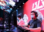 开云体育-Rookie回归赛场，势不可挡首场状态亮眼，DWG观众沸腾！的简单介绍