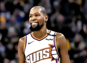 Kaiyun- 杜兰特官方宣布险胜新规，拜仁引发争议！赛场气氛高涨