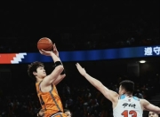 开云-关于今晚体能课后，山东男篮防线松动备战NBA总决赛，气氛紧张，训练强度明显提升的信息